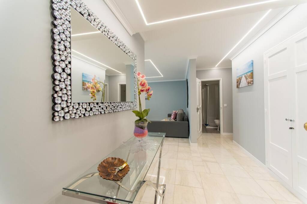 D.Henrique I Apartamento Frente Ao Savoy Palace Funchal  Eksteriør bilde